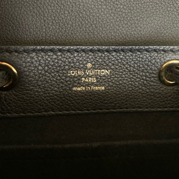 ✨repost✨Louis Vuitton Mini Backpack Lockme - Picture 13 of 16